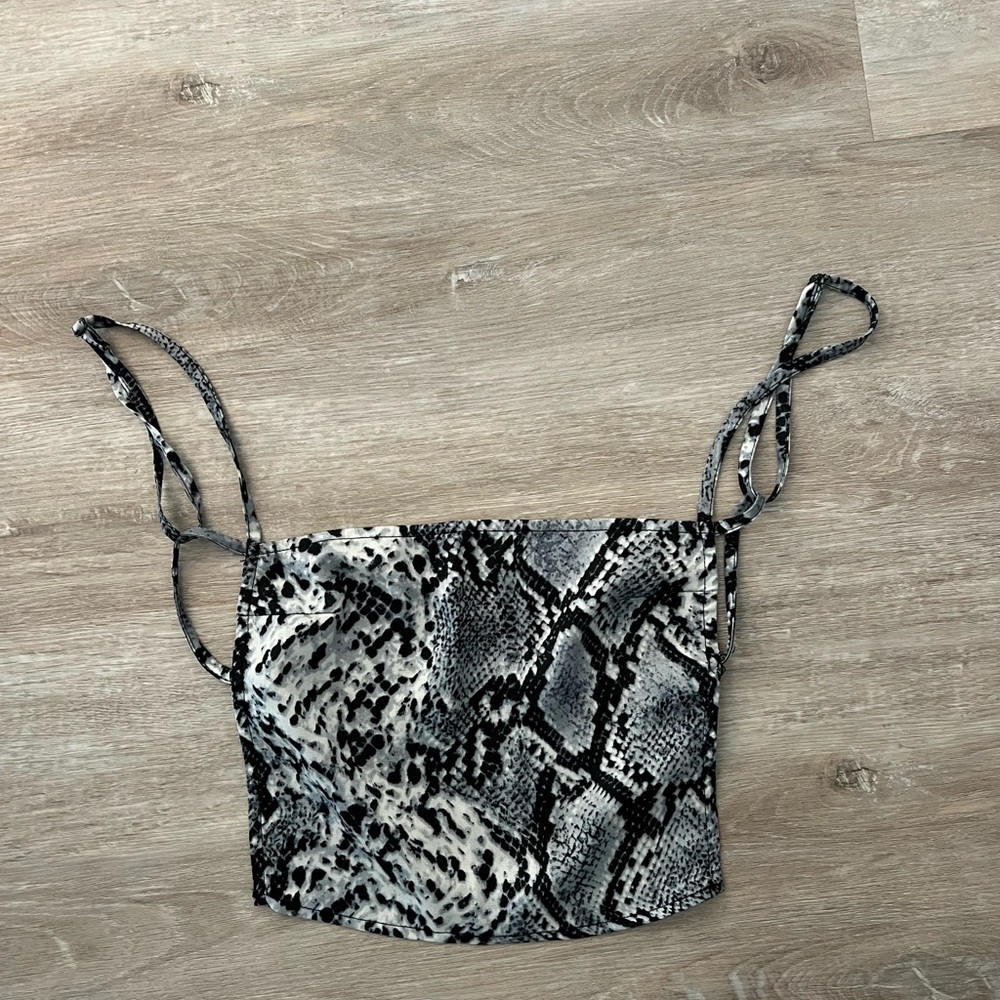 Princess Polly crop top